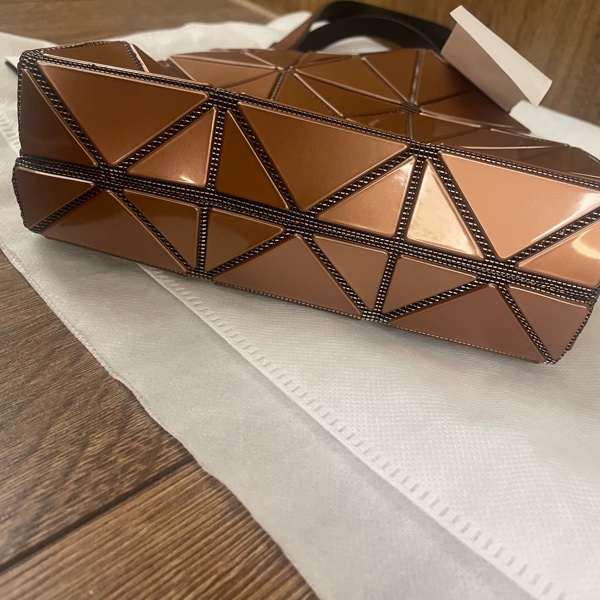 Issey Miyake Bao Bao Carat 3x3 手提包 亮銅-7