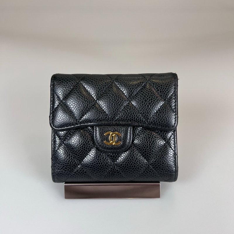 CHANEL CF三折短夾 荔枝黑金 晶片款-1