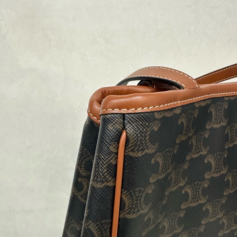 Celine 老花凱旋門金釦托特包-10