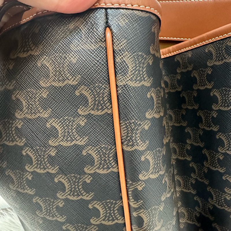 Celine 老花凱旋門金釦托特包-28