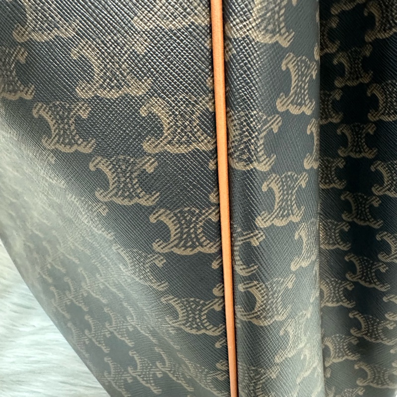 Celine 老花凱旋門金釦托特包-29