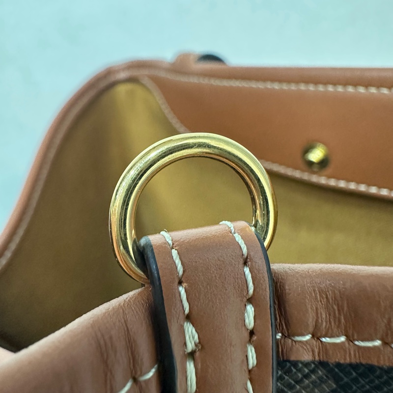 Celine 老花凱旋門金釦托特包-32