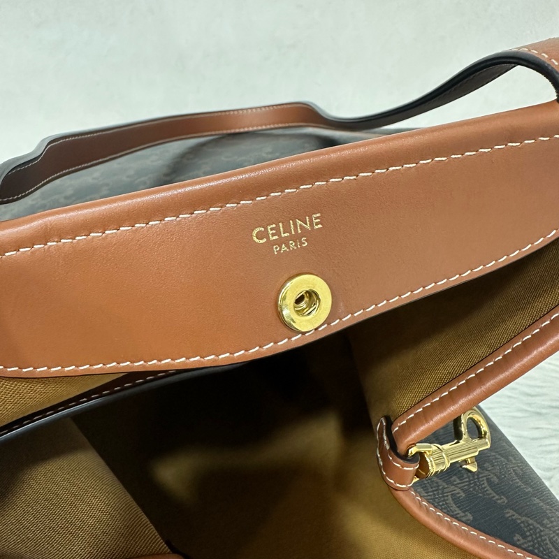 Celine 老花凱旋門金釦托特包-39