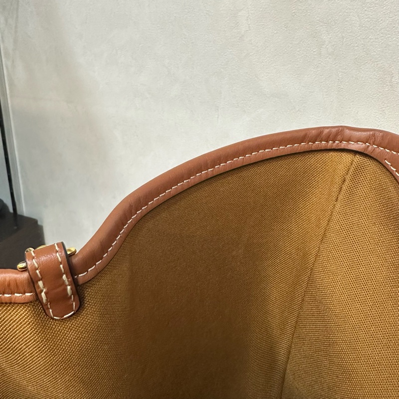 Celine 老花凱旋門金釦托特包-54