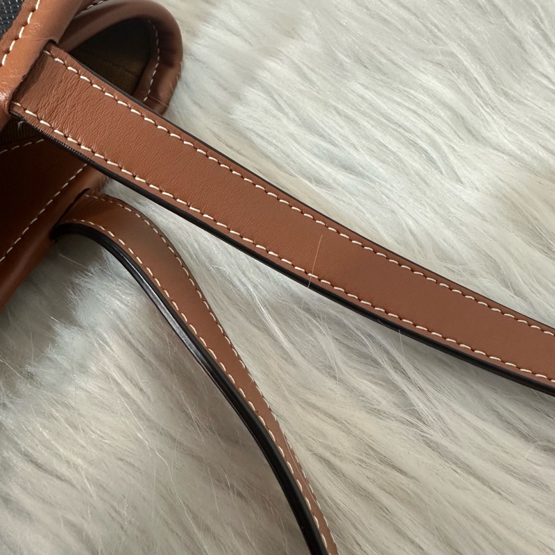 Celine 老花凱旋門金釦托特包-75