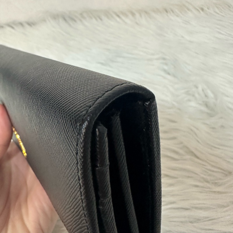 Prada 1MH132 黑色牛皮金釦長夾-11
