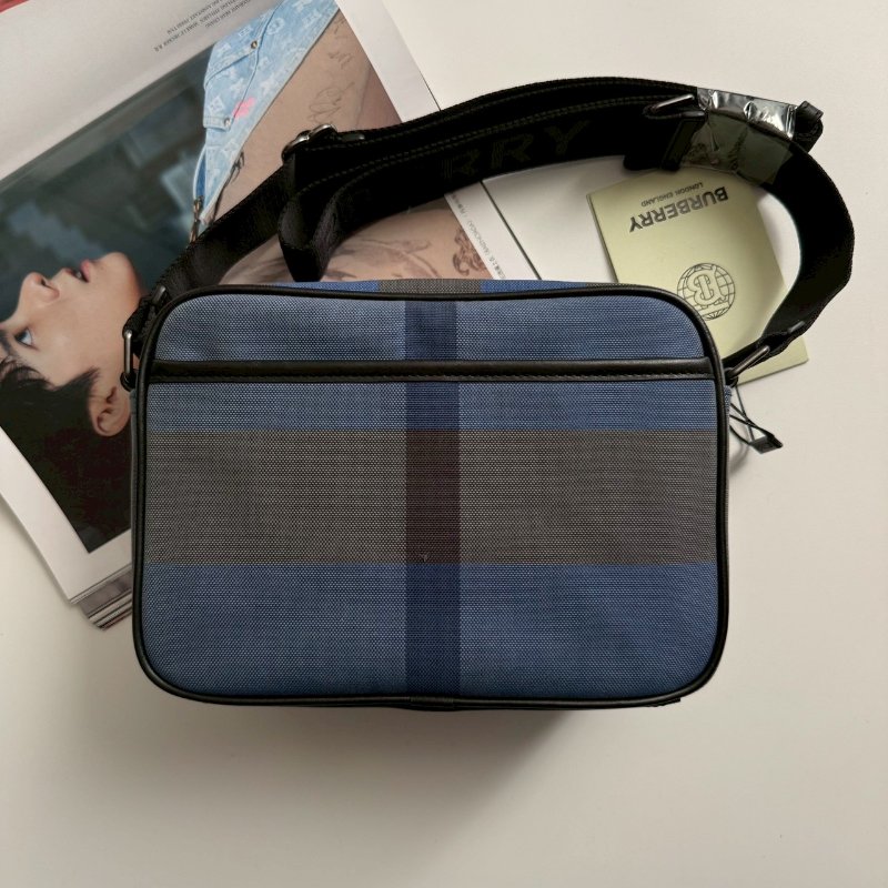 ✨閒置99成新 BURBERRY 藍灰拼黑色多功能相機包 外出包-1