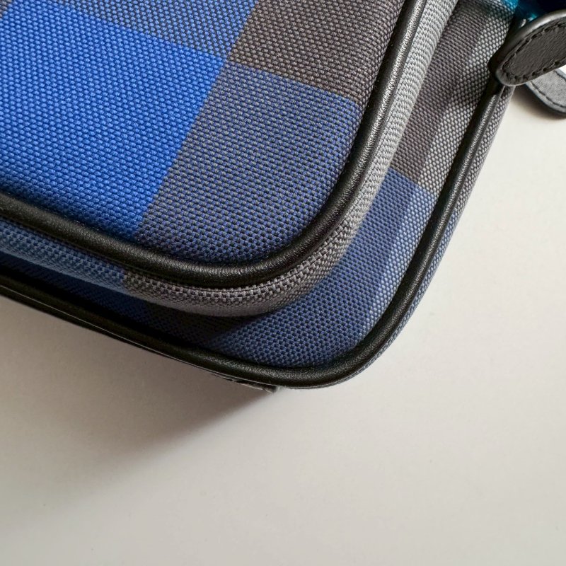 ✨閒置99成新 BURBERRY 藍灰拼黑色多功能相機包 外出包-12