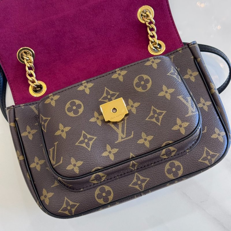 *SHIHNA名牌精品* LV M45592 Passy 肩背/鏈帶包-5