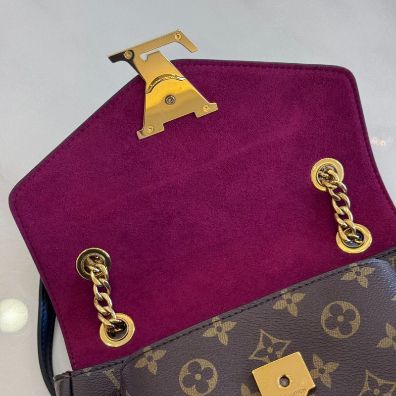 *SHIHNA名牌精品* LV M45592 Passy 肩背/鏈帶包-9