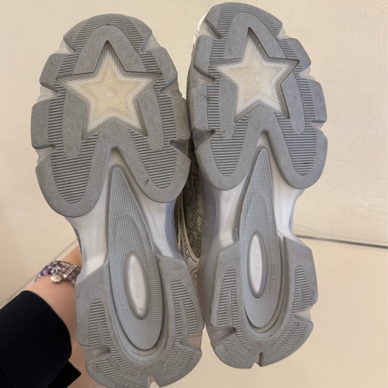 Dior灰白花紋休閒鞋👟37.5號-26