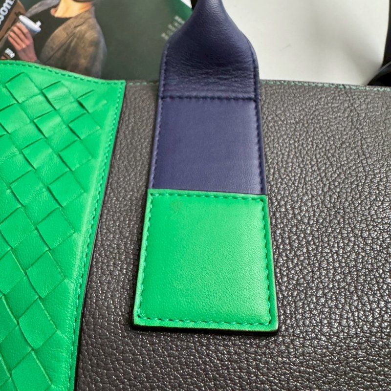 🎉特殊色 BV 鸚鵡綠拼深灰編織托特包 購物包-5