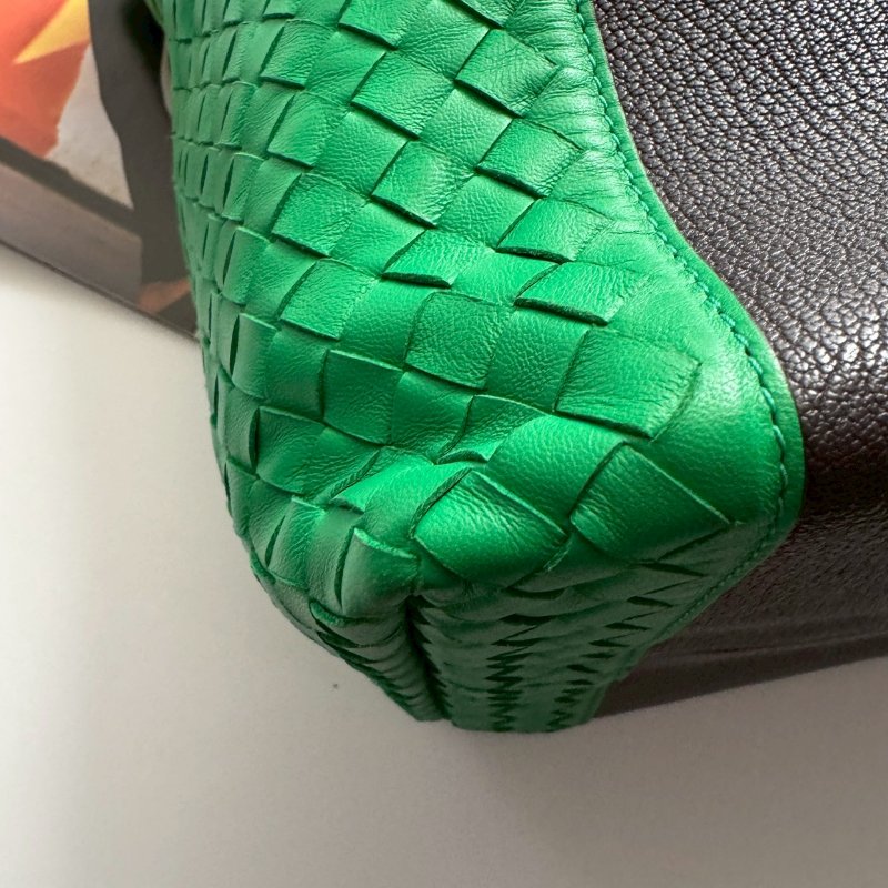 🎉特殊色 BV 鸚鵡綠拼深灰編織托特包 購物包-9