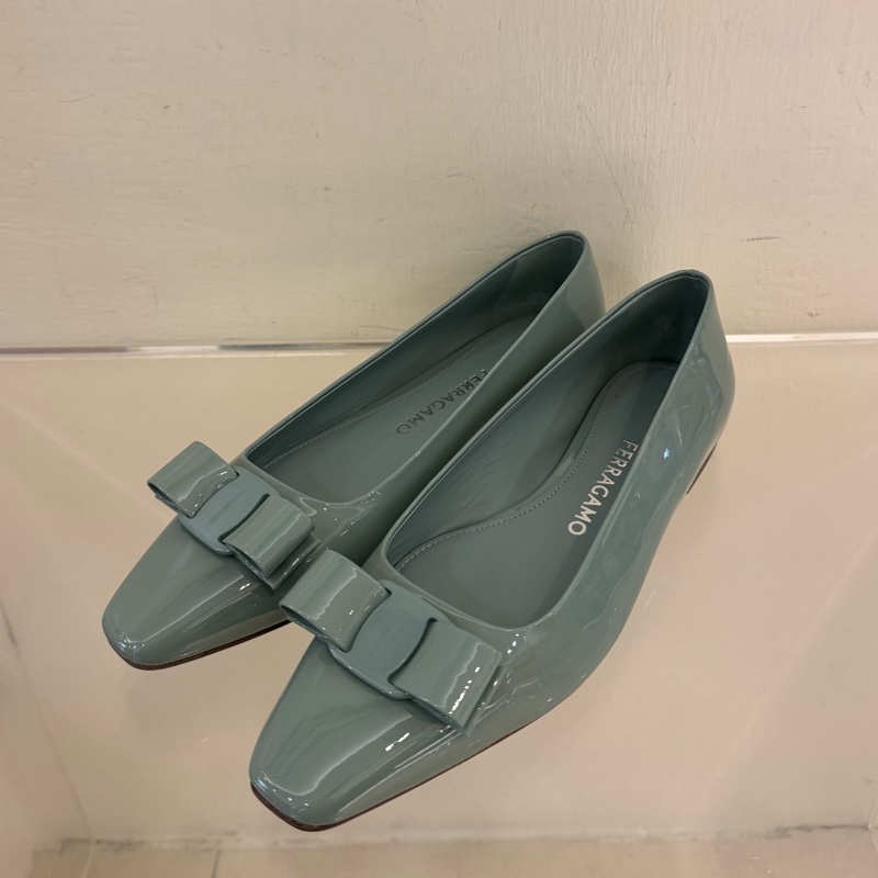 Ferragamo 藍綠蝴蝶結娃娃鞋 6號😻😻-0