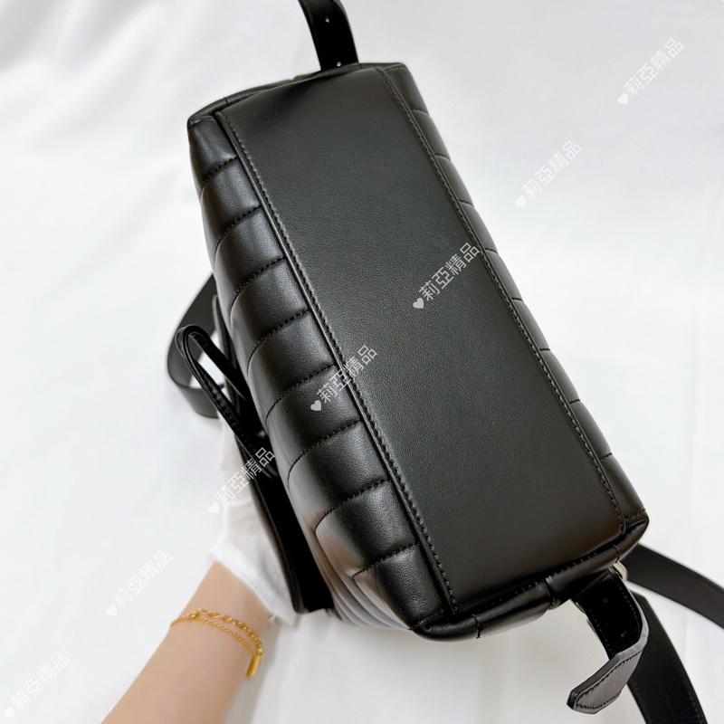 莉亞精品♡ Ysl Loulou 黑銀後背包 二手美包-6