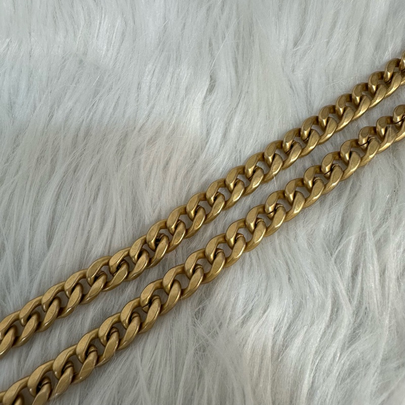 Chanel AP3301 黑羊皮金口山茶花金球斜背包 化妝包-27