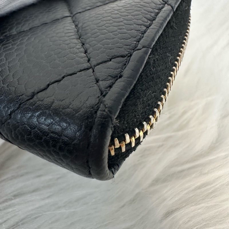 Chanel A69271 黑荔枝皮金釦拉鍊卡包 零錢包-4