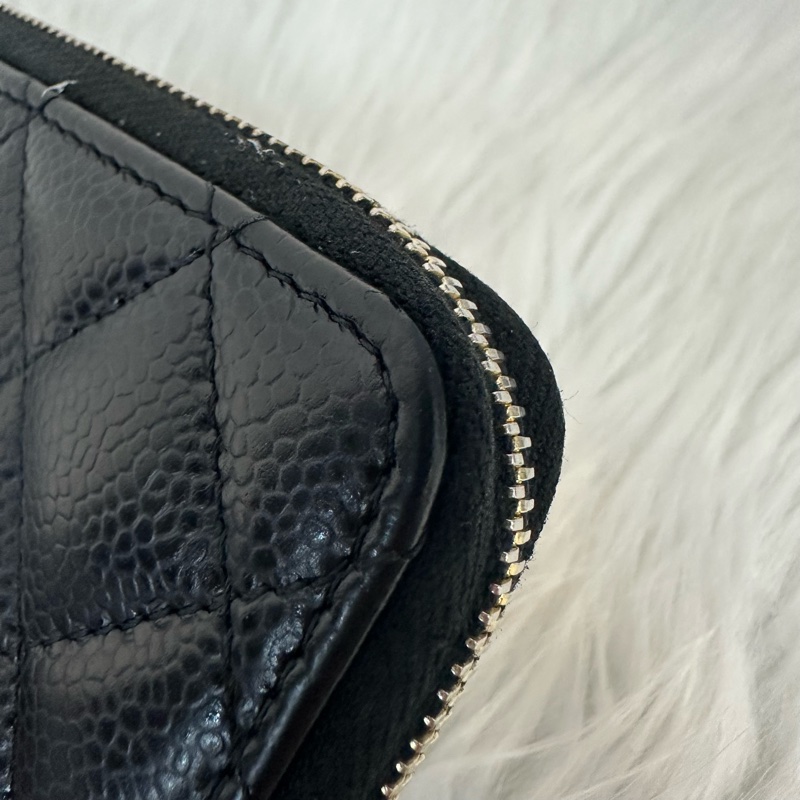 Chanel A69271 黑荔枝皮金釦拉鍊卡包 零錢包-11