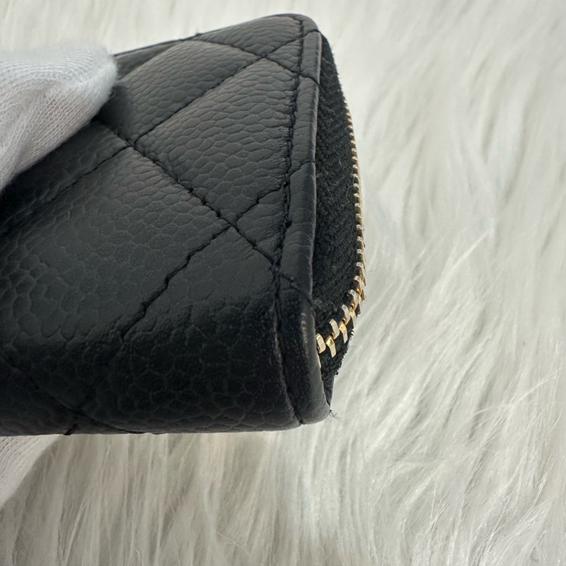 Chanel A69271 黑荔枝皮金釦拉鍊卡包 零錢包-15