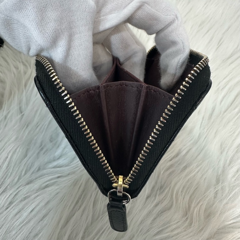 Chanel A69271 黑荔枝皮金釦拉鍊卡包 零錢包-27