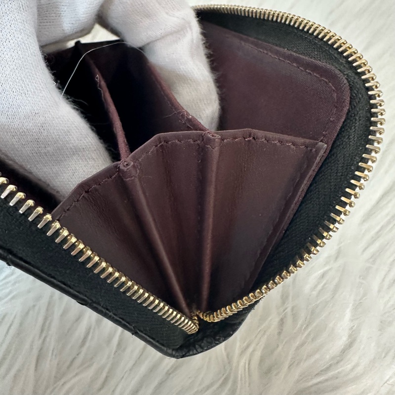 Chanel A69271 黑荔枝皮金釦拉鍊卡包 零錢包-29