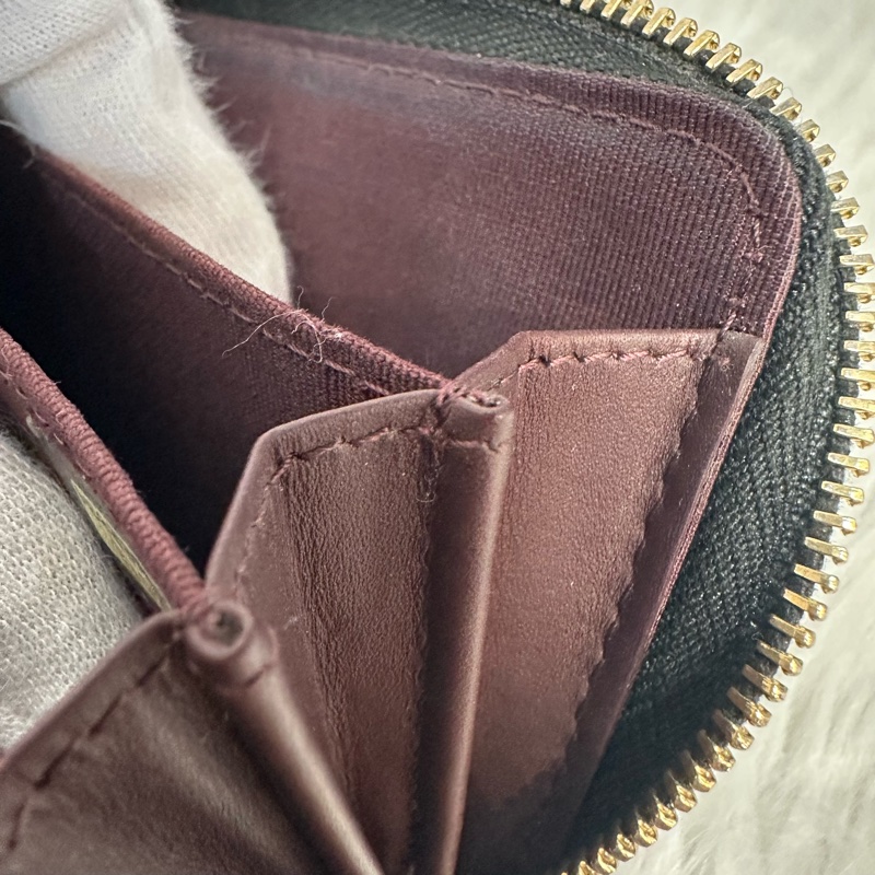 Chanel A69271 黑荔枝皮金釦拉鍊卡包 零錢包-31