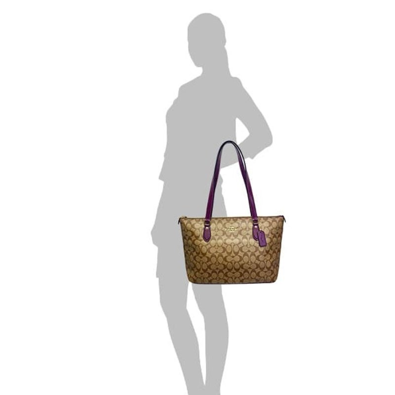 【COACH】經典LOGO滿版托特包-卡其紫色-4