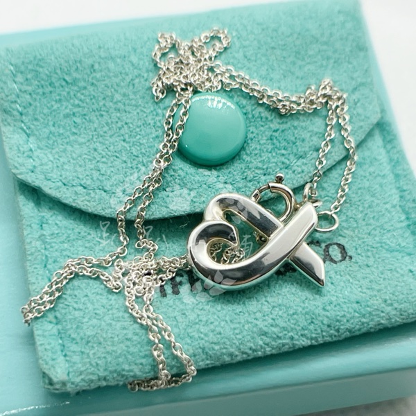 ~~趴趴小舖~~極新正品Tiffany &Co  Loving Heart愛心項鍊配件齊全2602091668-8
