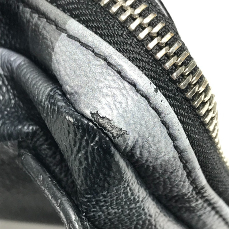 路易威登 N40068 Damier Graphite Pixel Avenue 斜背包，肩斜背包，黑色，男女款-17