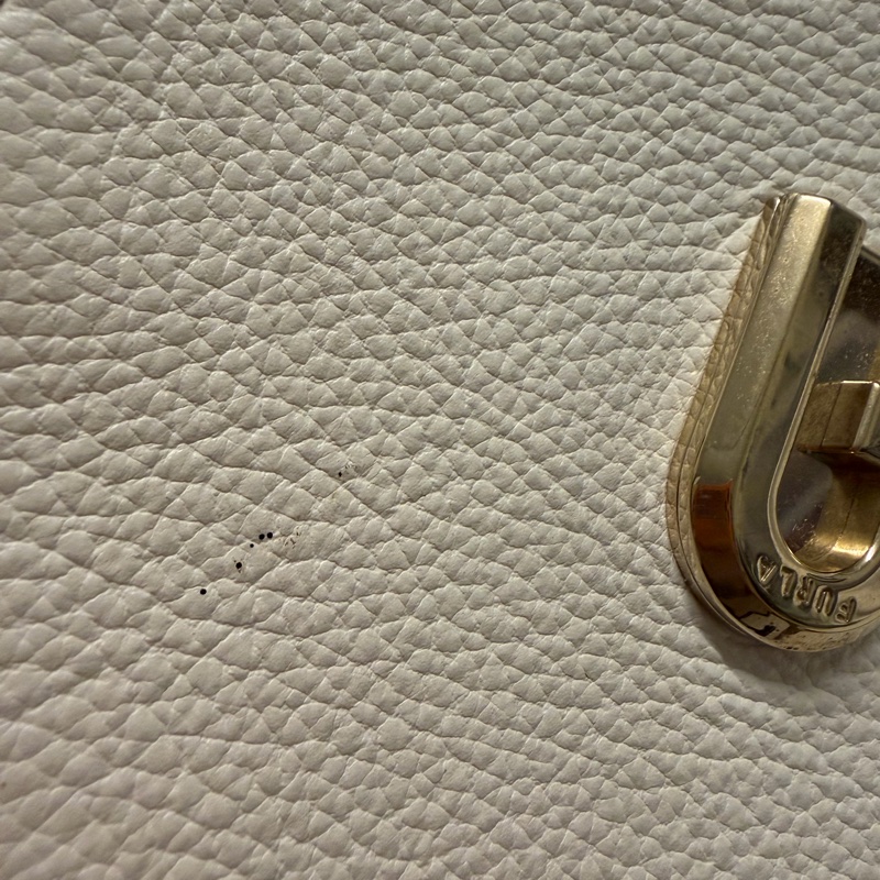 Furla 白色小圓餅-8