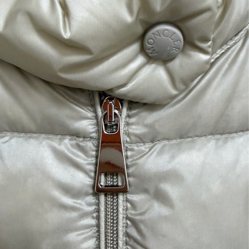 Moncler Lans短身羽絨外套-6