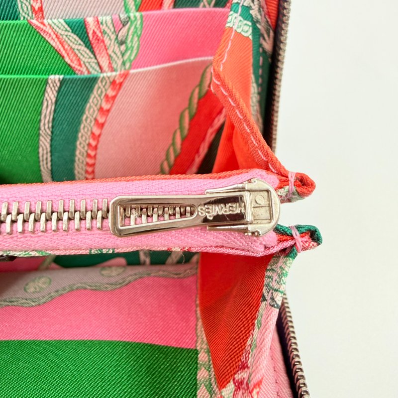 HERMES - 76靛藍色EPSOM Silk'in 短夾-11