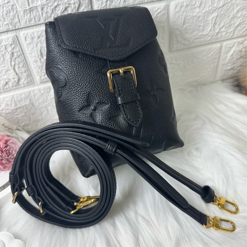 LLV Louis vuitton TINY 背包（可斜背 肩背. 後背. 胸背-2