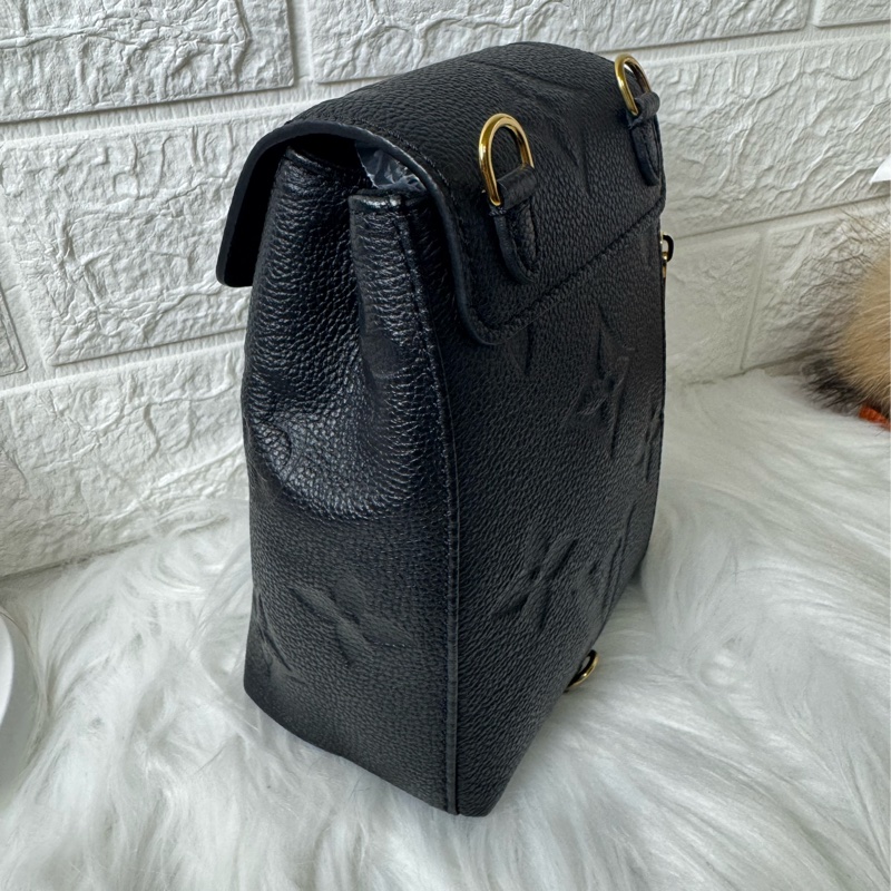 LLV Louis vuitton TINY 背包（可斜背 肩背. 後背. 胸背-5