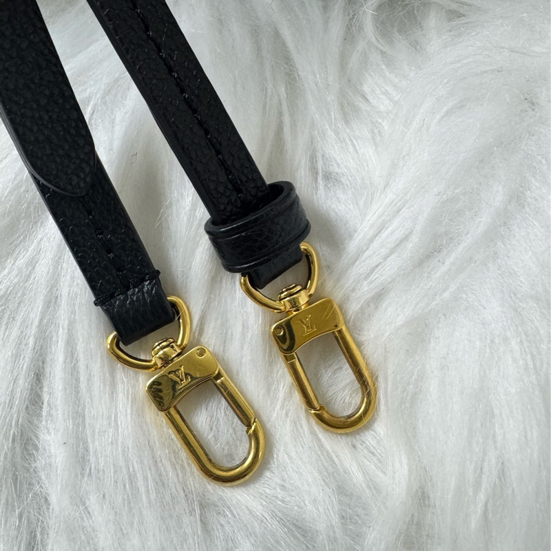 LLV Louis vuitton TINY 背包（可斜背 肩背. 後背. 胸背-18