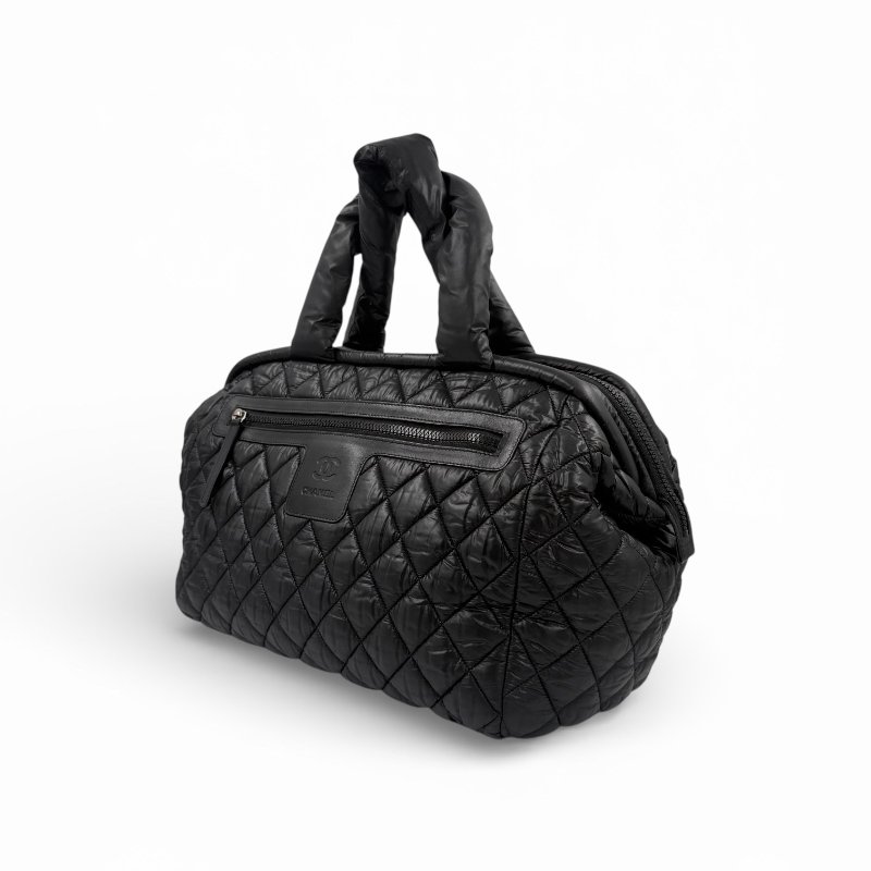 CHANEL - 黑色尼龍拉鍊Coco Cocoon 羽絨手提包-2