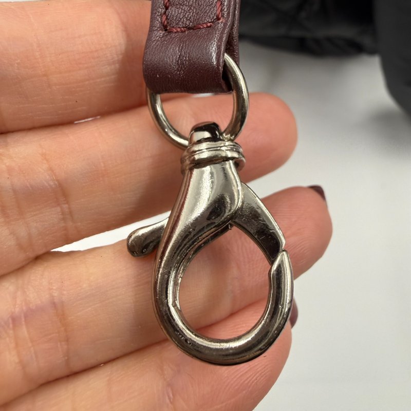 CHANEL - 黑色尼龍拉鍊Coco Cocoon 羽絨手提包-20