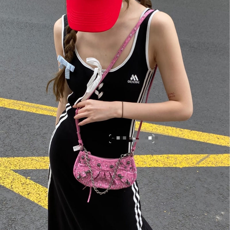 Balenciaga 巴黎世家兔兔碎花包-9