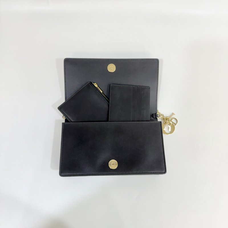 DIOR - 黑色金釦羊皮藤格紋Lady Dior Pouch斜背包-5