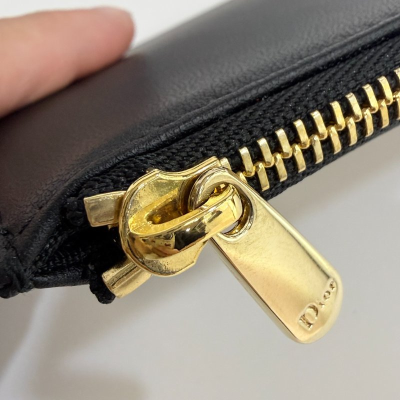 DIOR - 黑色金釦羊皮藤格紋Lady Dior Pouch斜背包-23