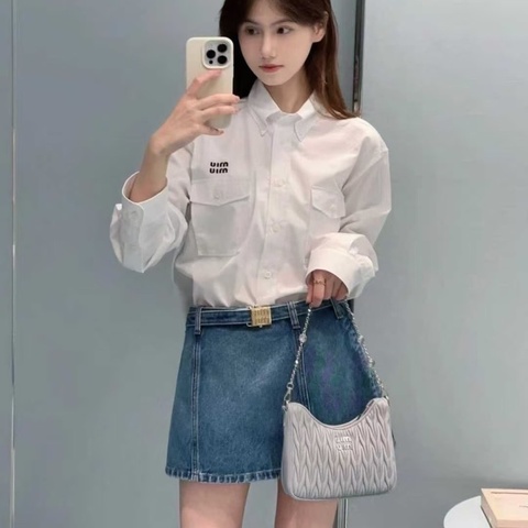 MIU MIU Matelassé 淺藍  鏈條拉鍊 羊皮 手提肩背斜背包19*4*16  98新配件塵袋