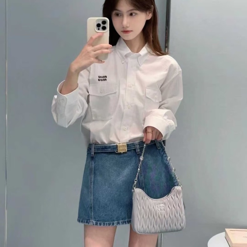 MIU MIU Matelassé 淺藍  鏈條拉鍊 羊皮 手提肩背斜背包19*4*16  98新配件塵袋-0
