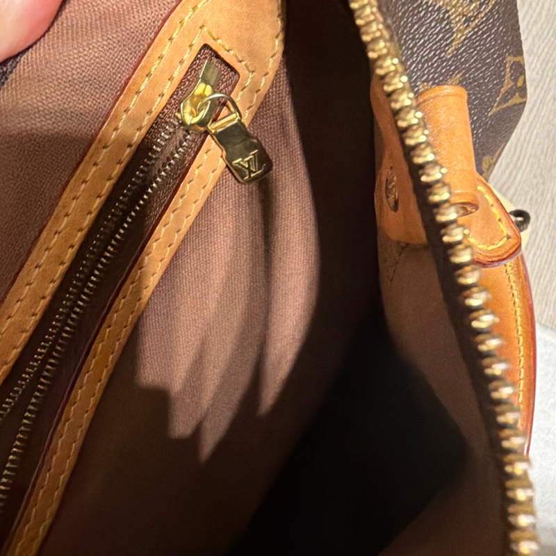 【法產美品】LV Speedy 30 Bandoulière 老花款｜附原廠背帶、鎖頭鑰匙｜四角無露芯-16