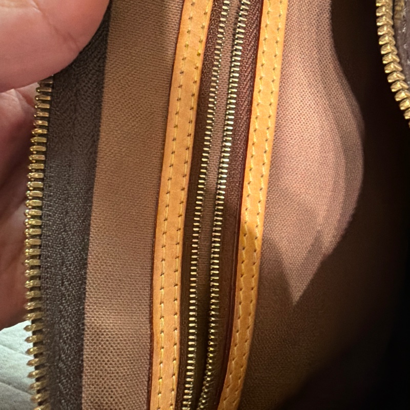 【法產美品】LV Speedy 30 Bandoulière 老花款｜附原廠背帶、鎖頭鑰匙｜四角無露芯-18