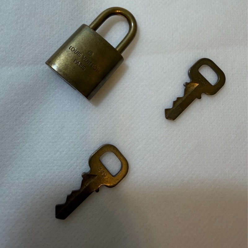 【法產美品】LV Speedy 30 Bandoulière 老花款｜附原廠背帶、鎖頭鑰匙｜四角無露芯-33