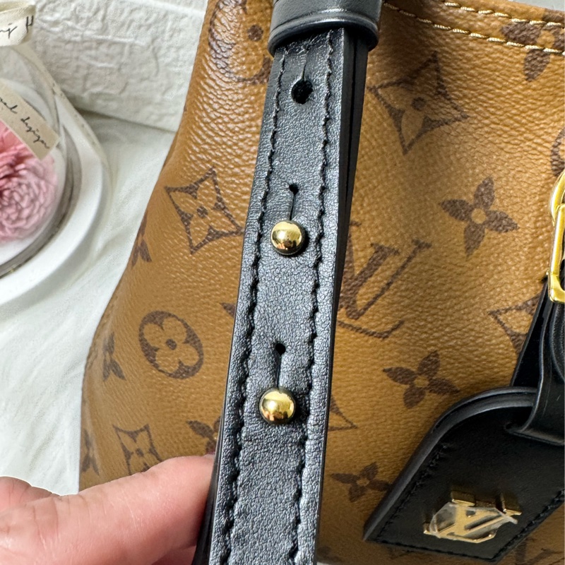 LV 老花 Atlantis BB菜籃子M46816-23