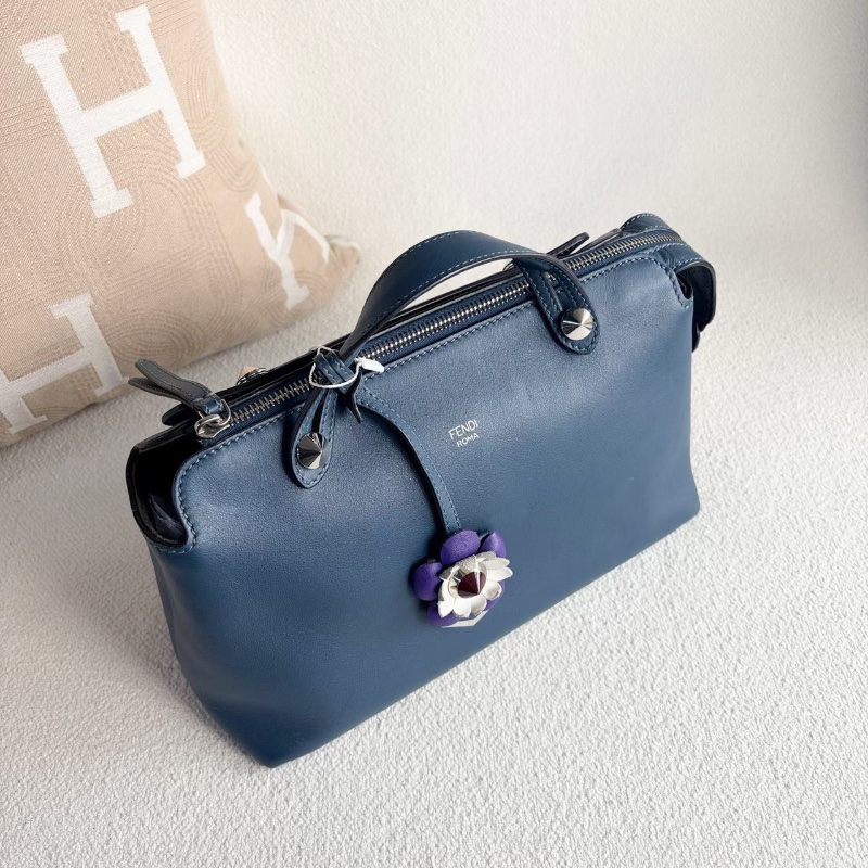 Fendi Bytheway手提斜背包 藍色 牛皮 立體花朵設計28*17*12 98新配件塵袋肩帶購證掛飾-7