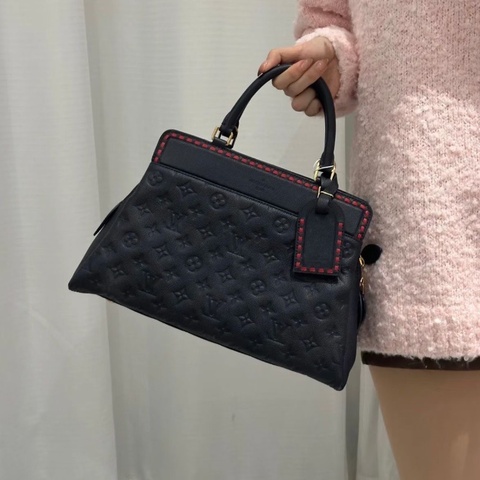 LV VOSGES系列手提斜背包 深藍色牛皮 紅色縫線34*21*14 98新配件肩帶塵袋