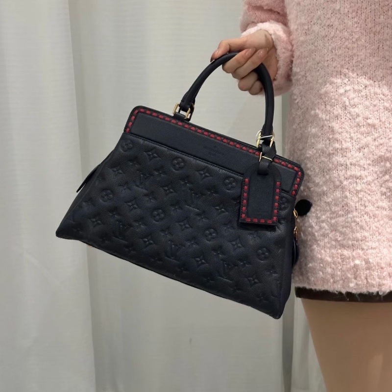 LV VOSGES系列手提斜背包 深藍色牛皮 紅色縫線34*21*14 98新配件肩帶塵袋-0