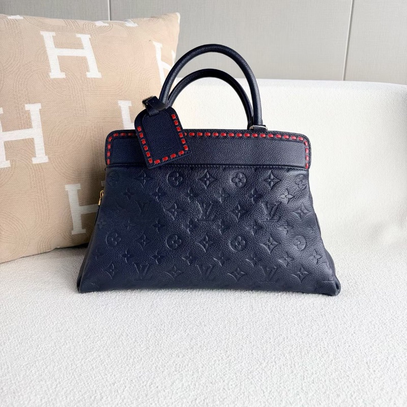 LV VOSGES系列手提斜背包 深藍色牛皮 紅色縫線34*21*14 98新配件肩帶購證塵袋-6